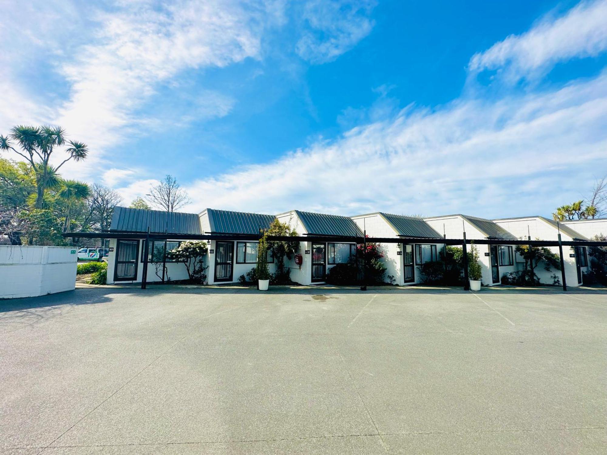 Gothic Heights Motel Κράισττσερτς Εξωτερικό φωτογραφία