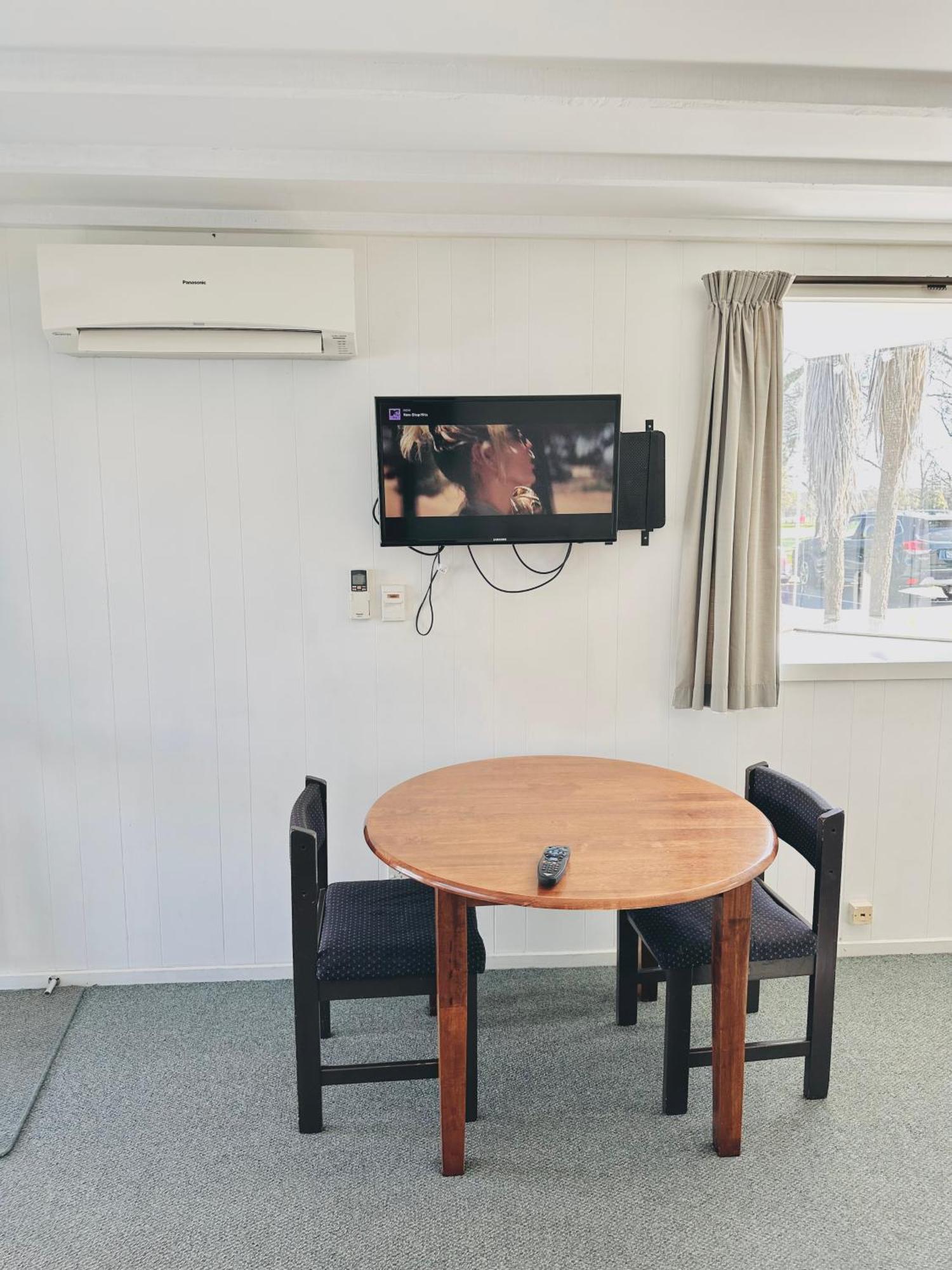 Gothic Heights Motel Κράισττσερτς Εξωτερικό φωτογραφία