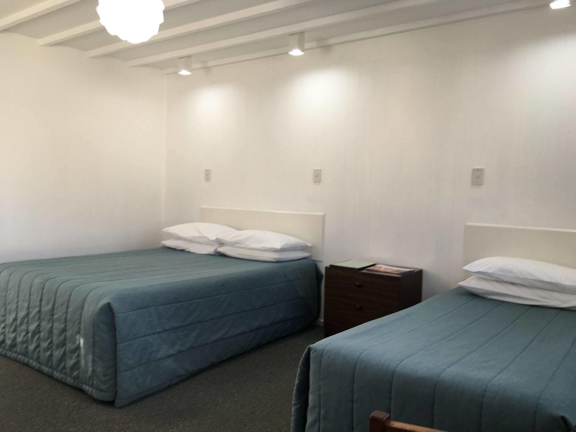 Gothic Heights Motel Κράισττσερτς Εξωτερικό φωτογραφία