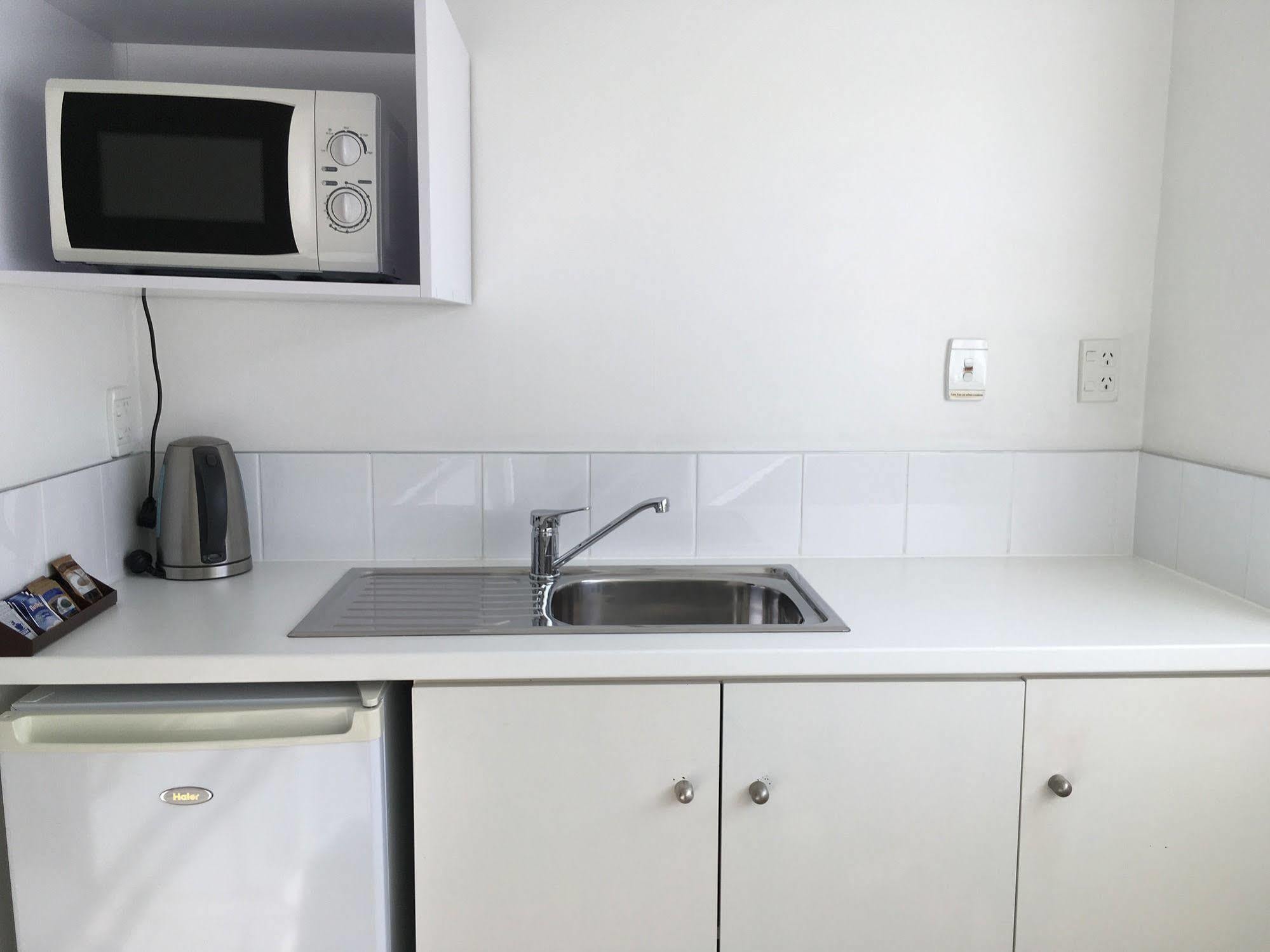 Gothic Heights Motel Κράισττσερτς Εξωτερικό φωτογραφία