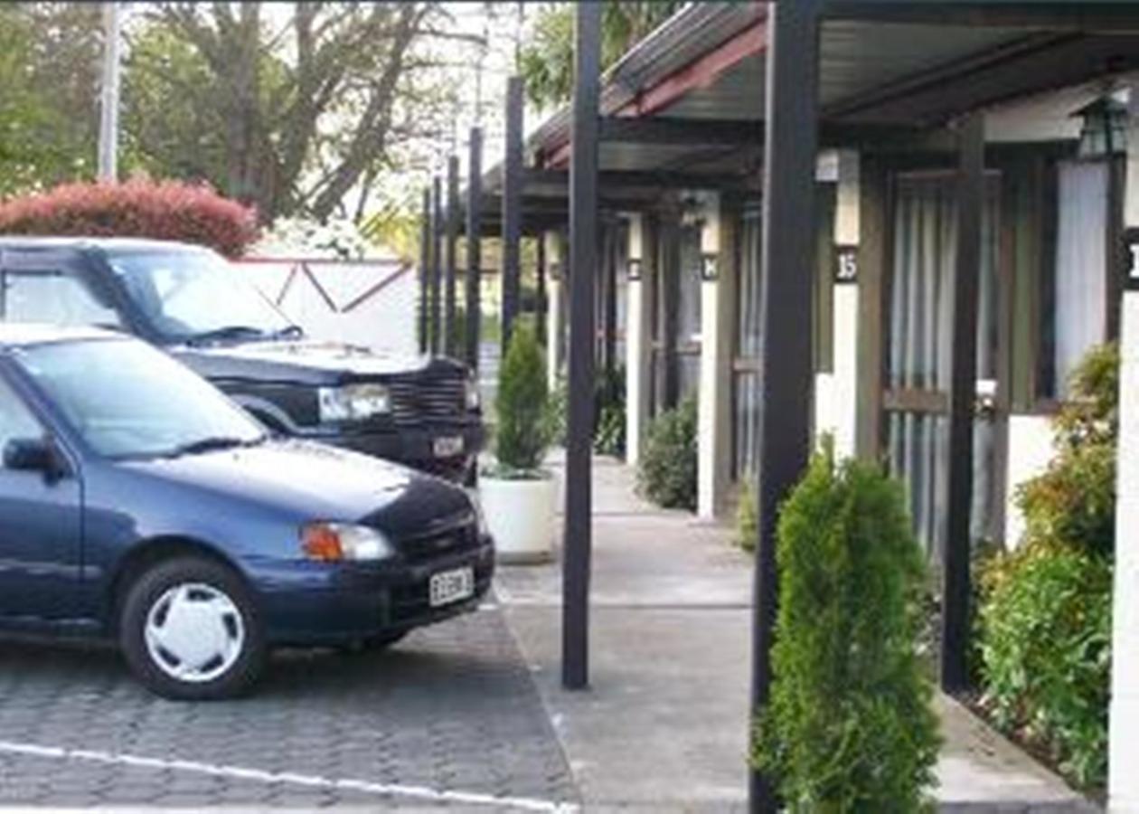 Gothic Heights Motel Κράισττσερτς Δωμάτιο φωτογραφία